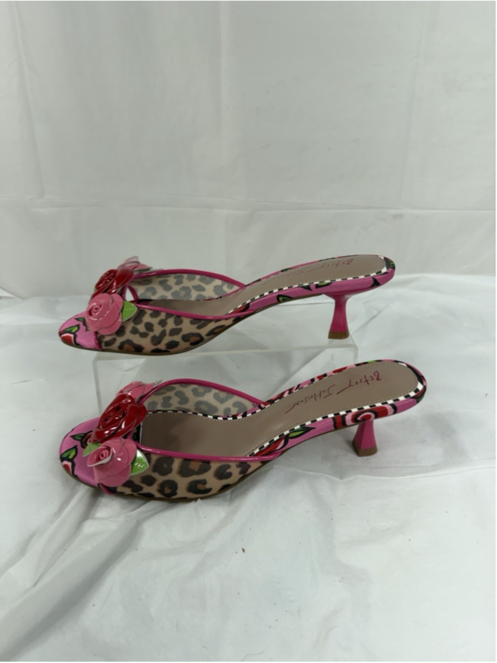 Betsey Johnson Lambert Rose Embellished Kitten Heel Dress Sandals 9.5 M - Picture 8 of 16
